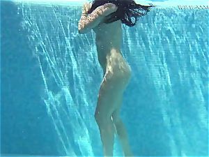 Jessica Lincoln petite inked Russian teenager in the pool