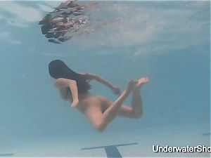 glamour underwater show of Natalia